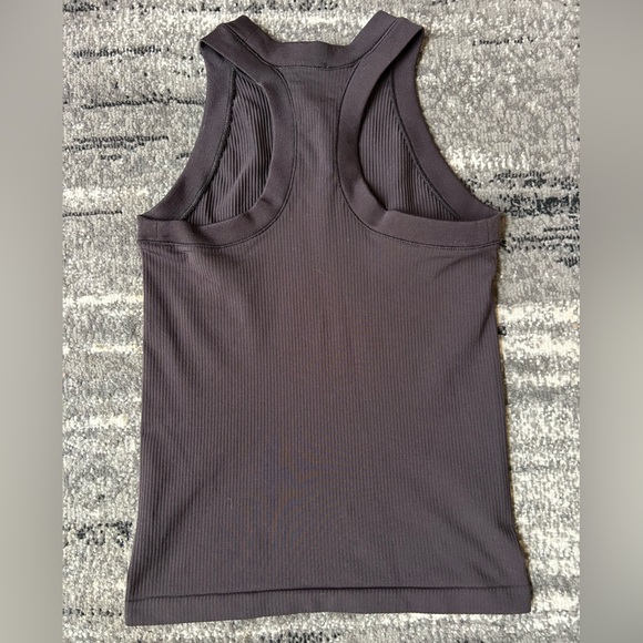 AMAZON Mocha Ribbed Racerback Tank - Picture 4 of 4